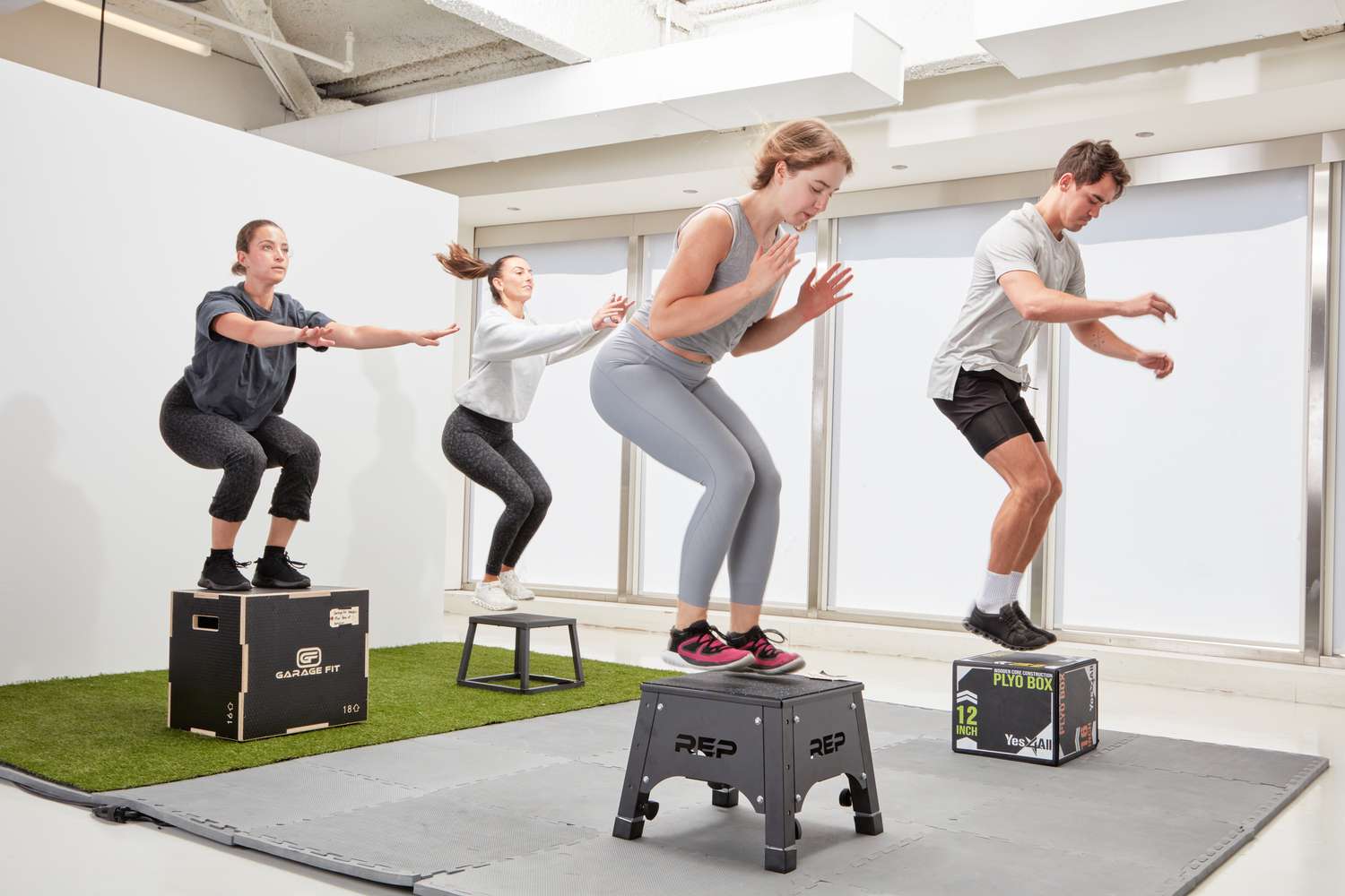 Latihan Plyo Box: Gerakan Eksplosif untuk Daya Tahan Maksimal