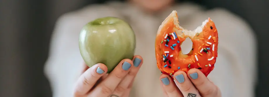 10 Trik Menghindari Godaan Ngemil Saat Diet