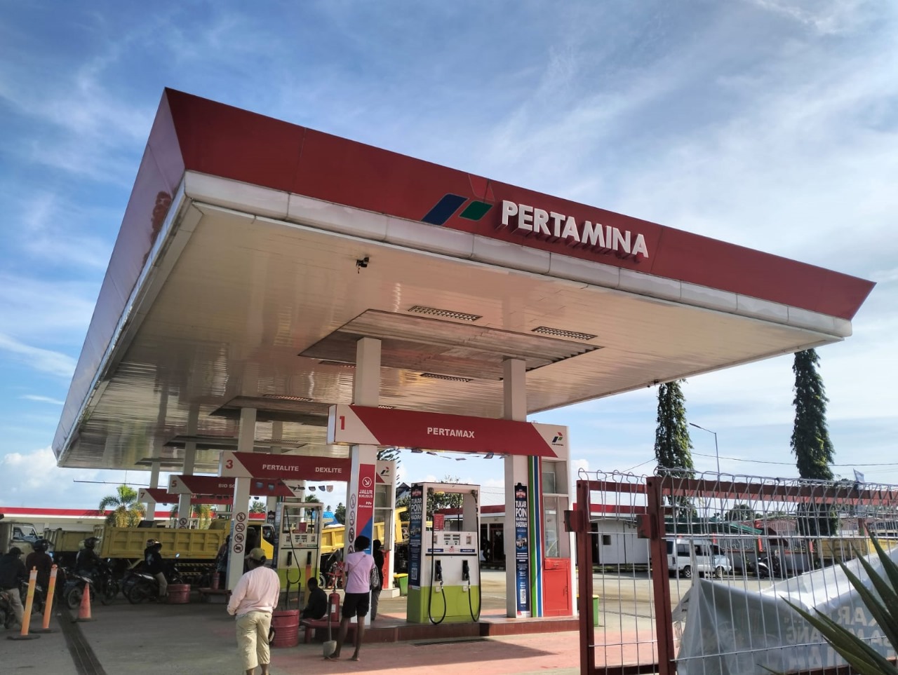 Pemerintah Sesuaikan Harga BBM Mulai Bulan Depan Ini Dampaknya ke Masyarakat